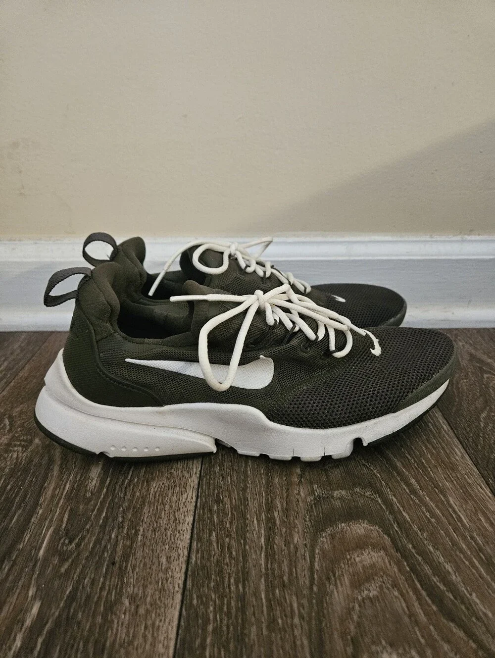 Nike Kids Olive Green and White Mesh Sneakers, Size 7Y